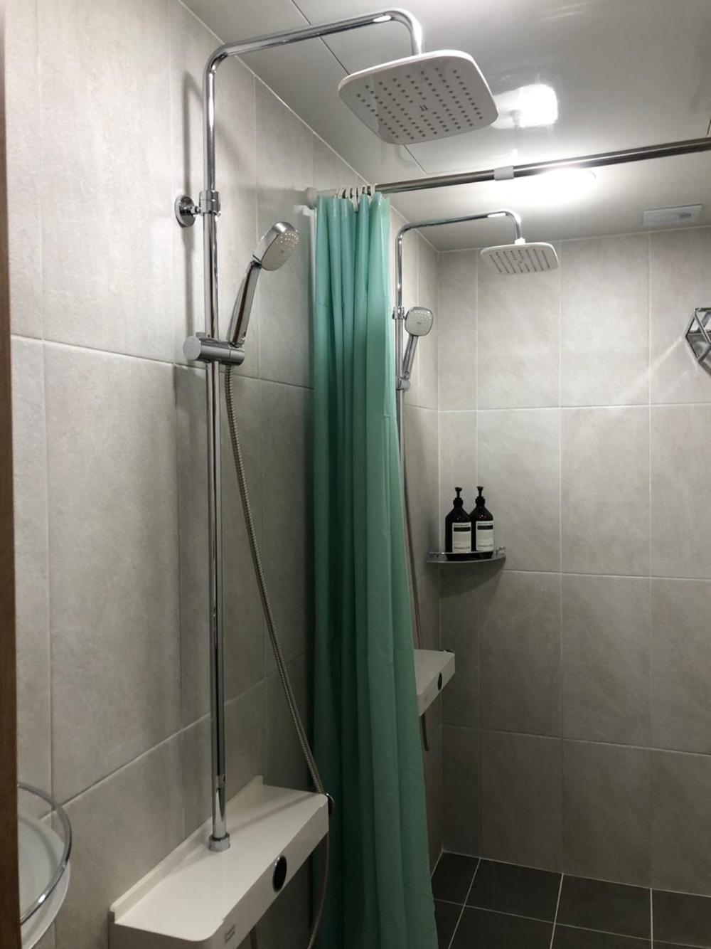 Sokcho Station Hostel Bagian luar foto