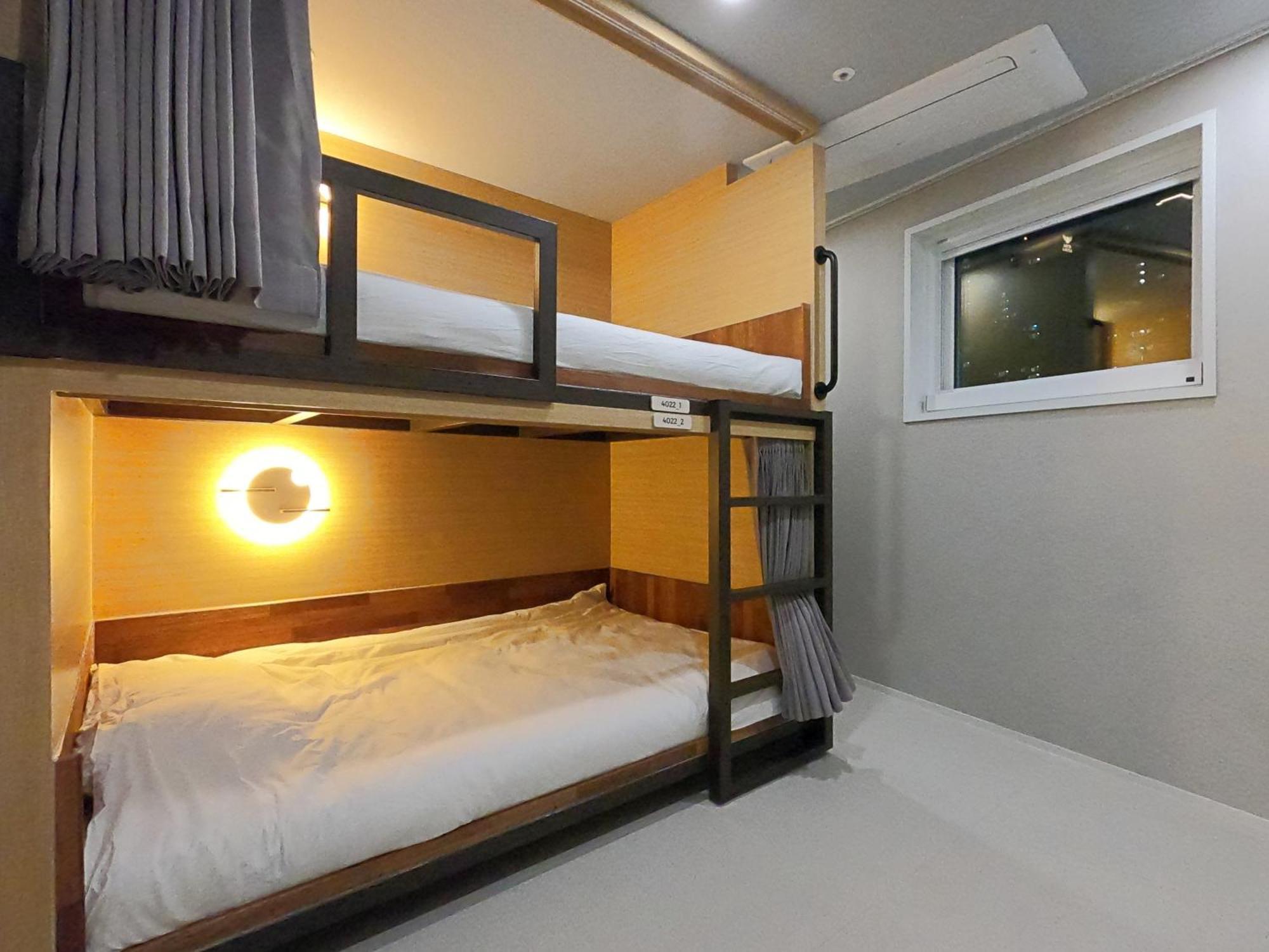Sokcho Station Hostel Bagian luar foto